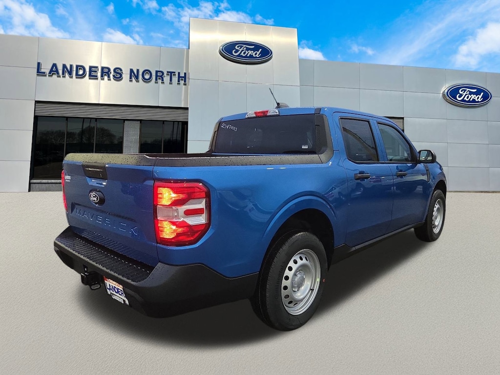 New 2025 Ford Maverick XL Truck SuperCrew