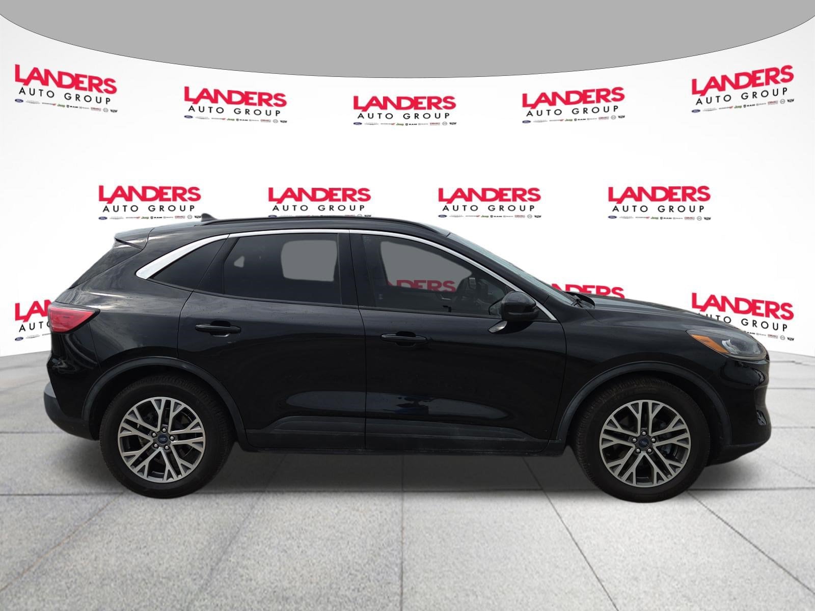 Used 2021 Ford Escape SEL with VIN 1FMCU0H67MUB03856 for sale in Covington, TN