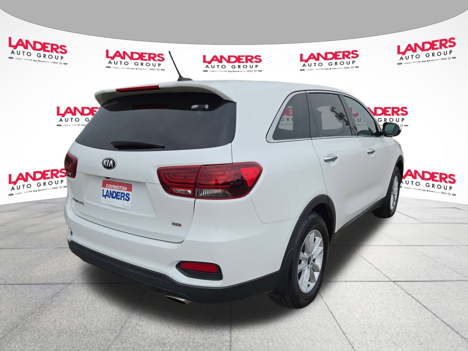 2019 Kia Sorento LX photo 3