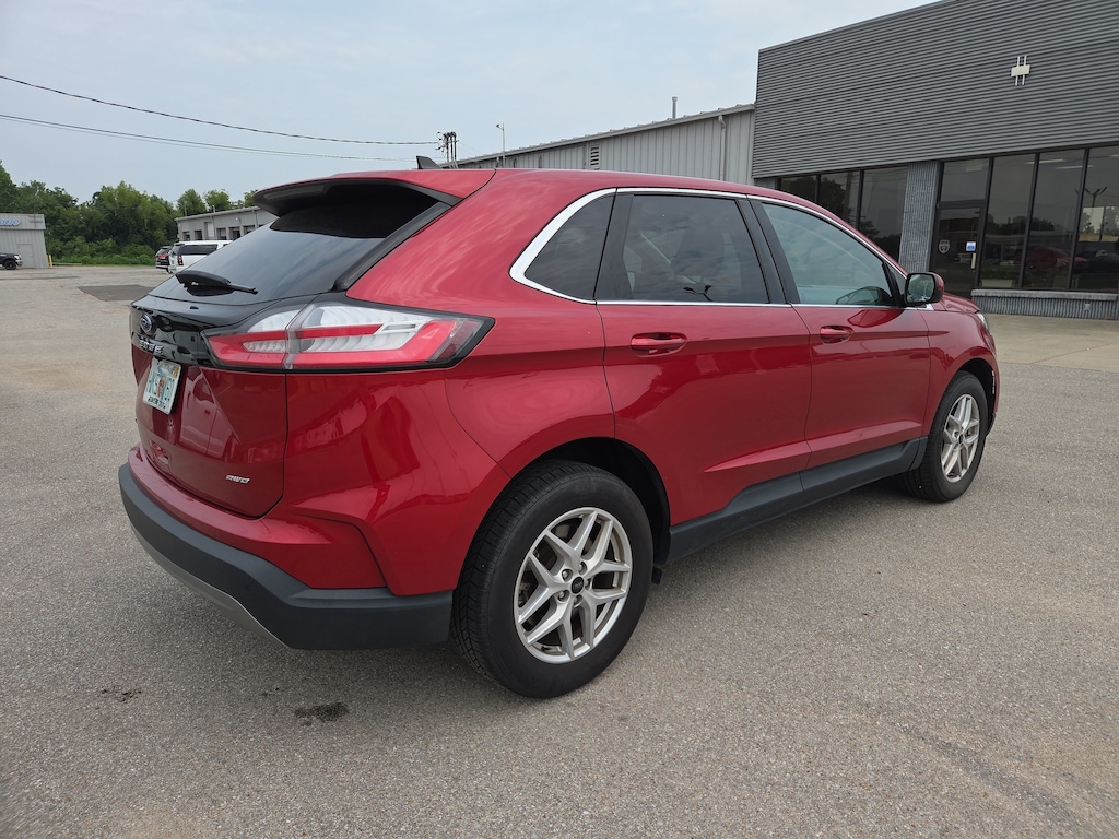 Used 2024 Ford Edge SEL SUV