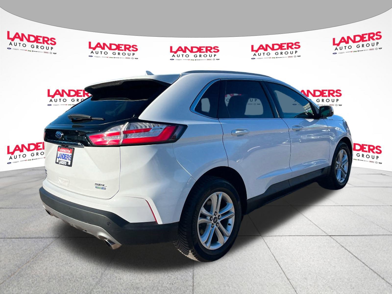 2020 Ford Edge SEL photo 3