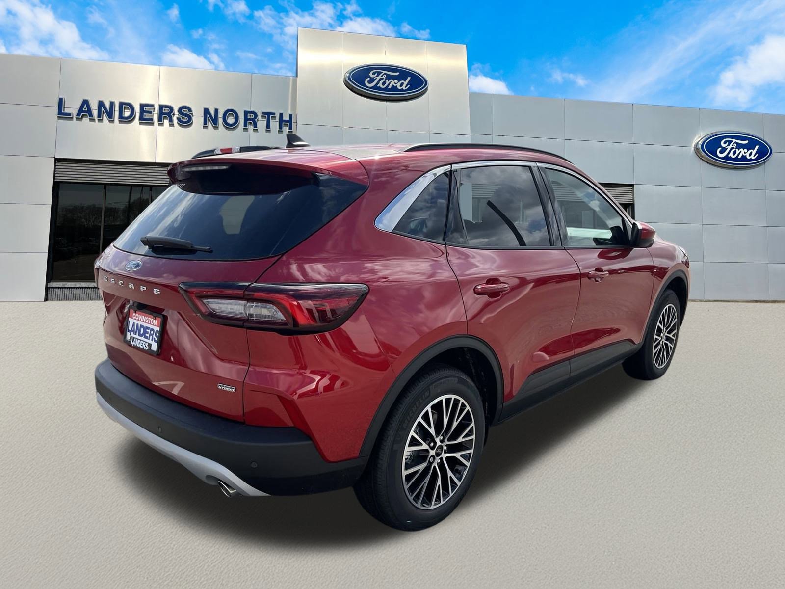 2024 Ford Escape Plug-In Hybrid photo 3
