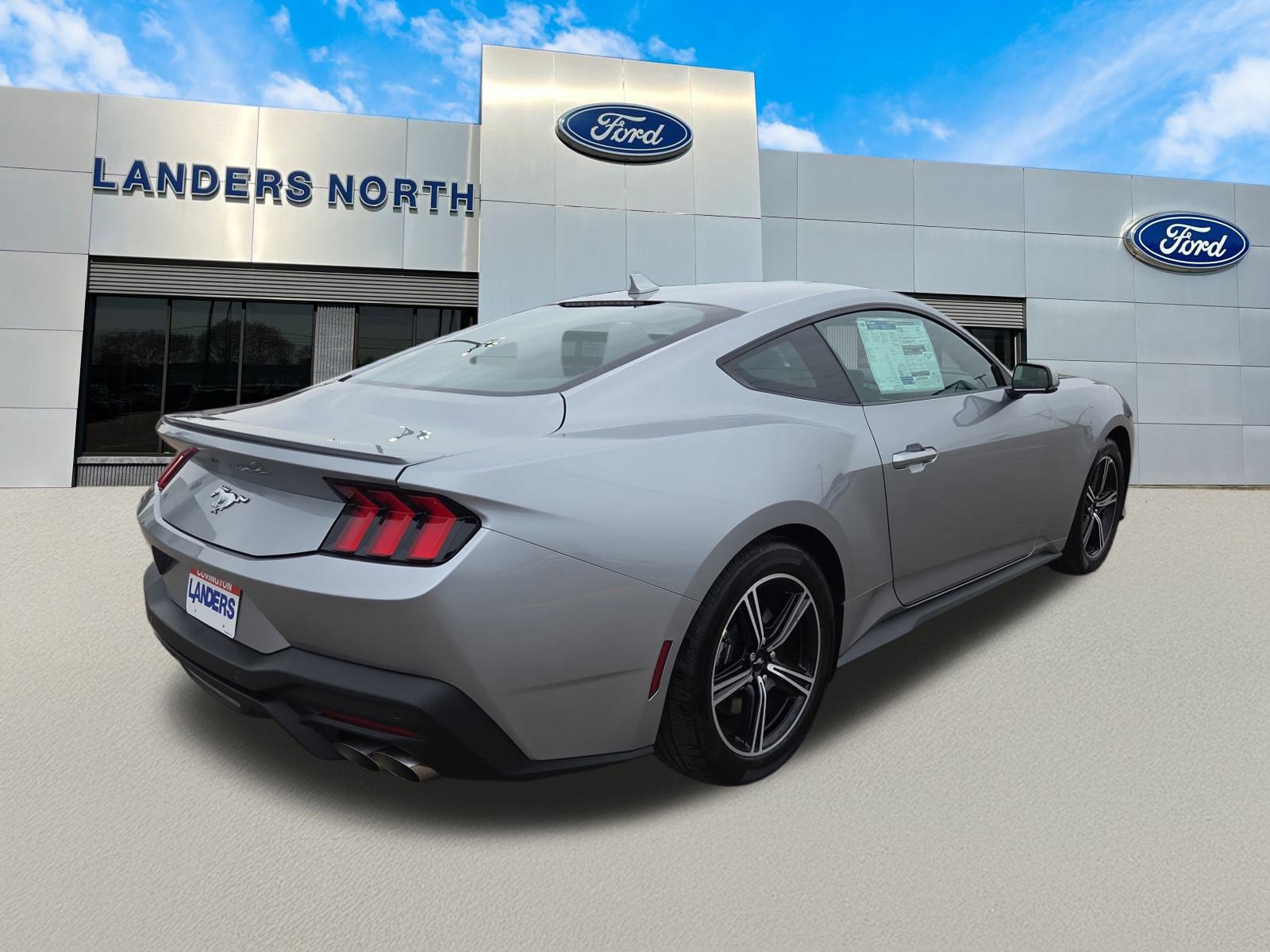 2025 Ford Mustang EcoBoost Premium photo 3