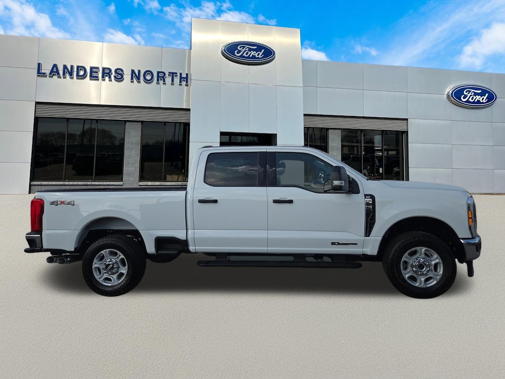 New 2026 Ford Super Duty F-250® XLT Truck Crew Cab