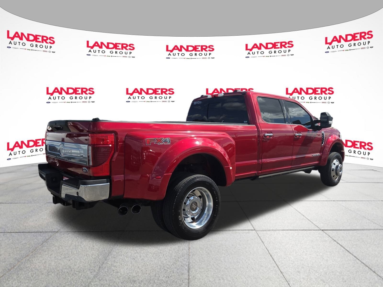 2022 Ford F-450 King Ranch photo 3