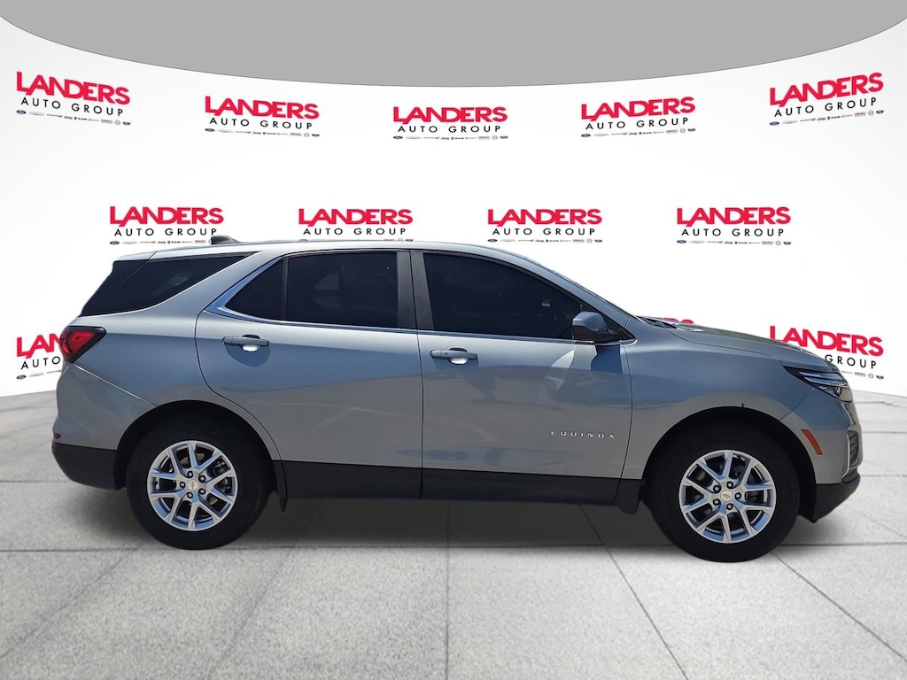 Used 2023 Chevrolet Equinox LT w/2FL SUV