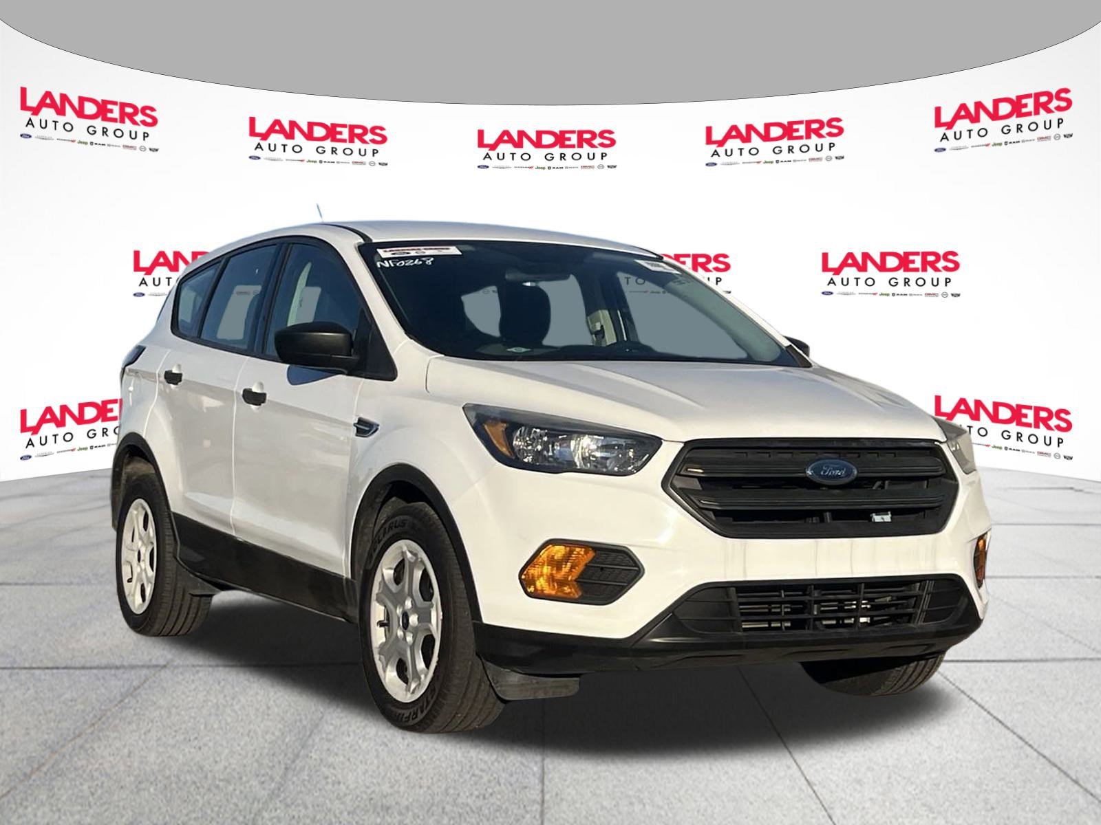 2018 Ford Escape S photo 2
