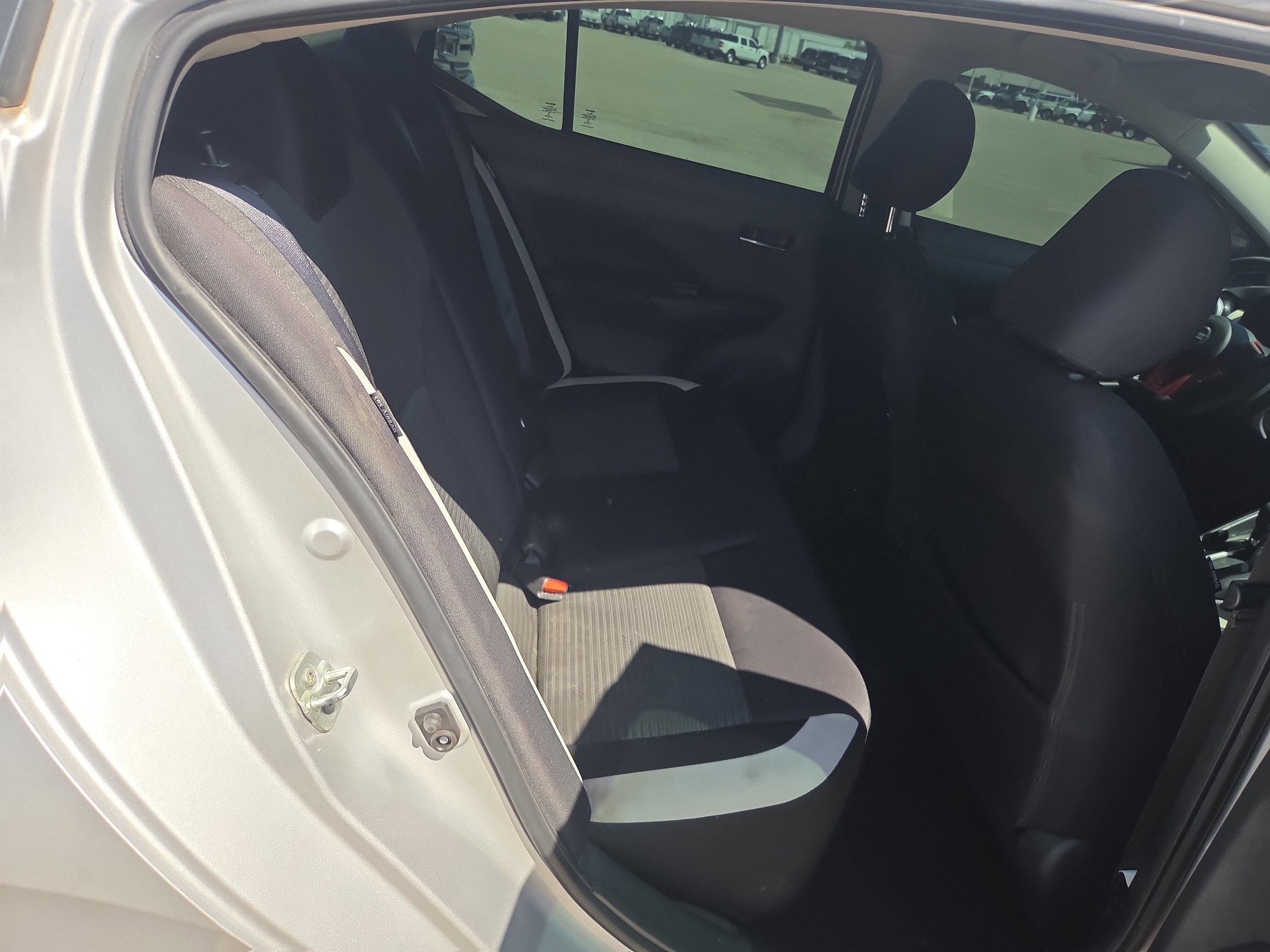2021 Nissan Versa Sedan SV - Photo 15
