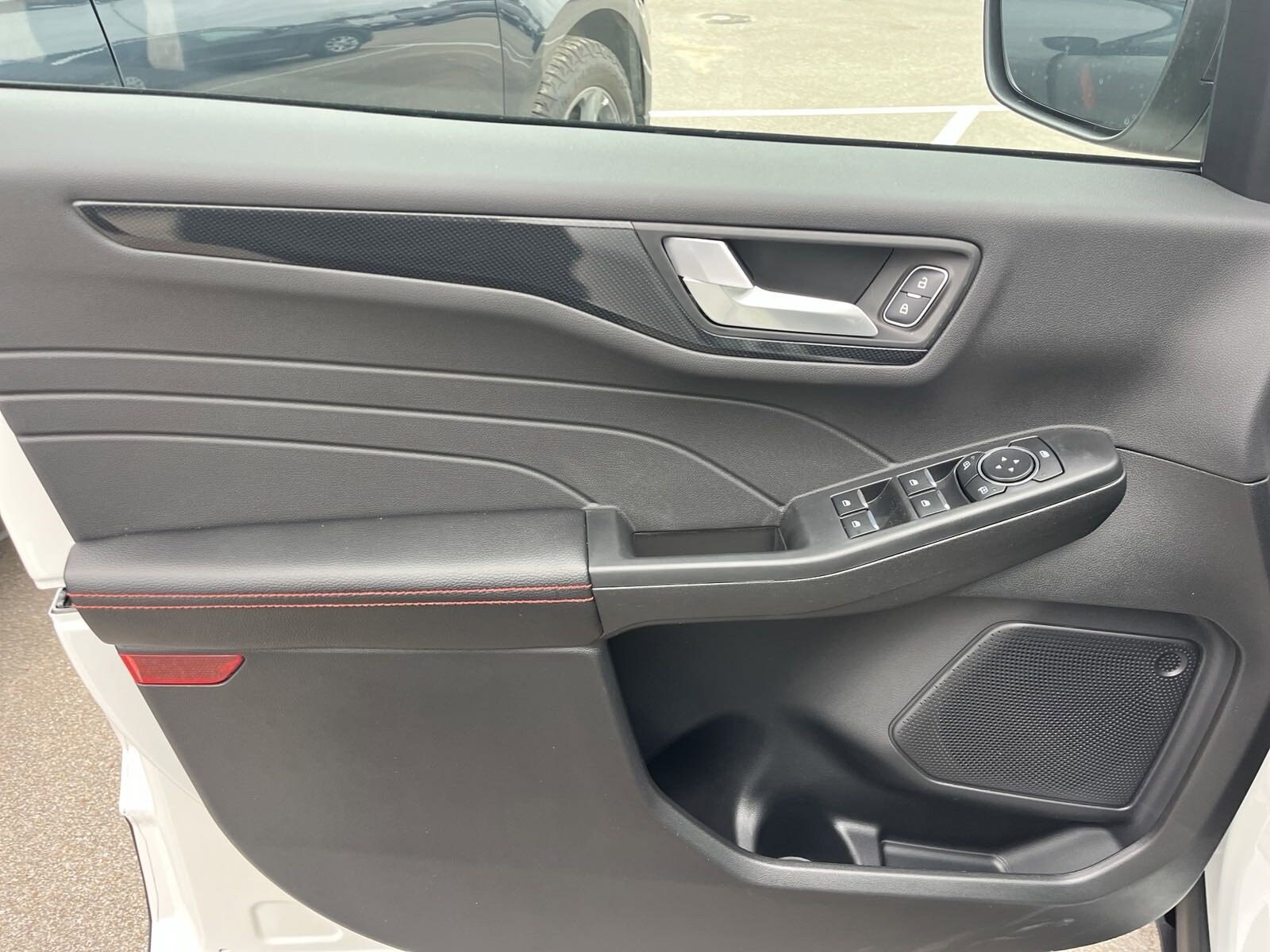 2025 Ford Escape Hybrid ST-Line - Photo 7