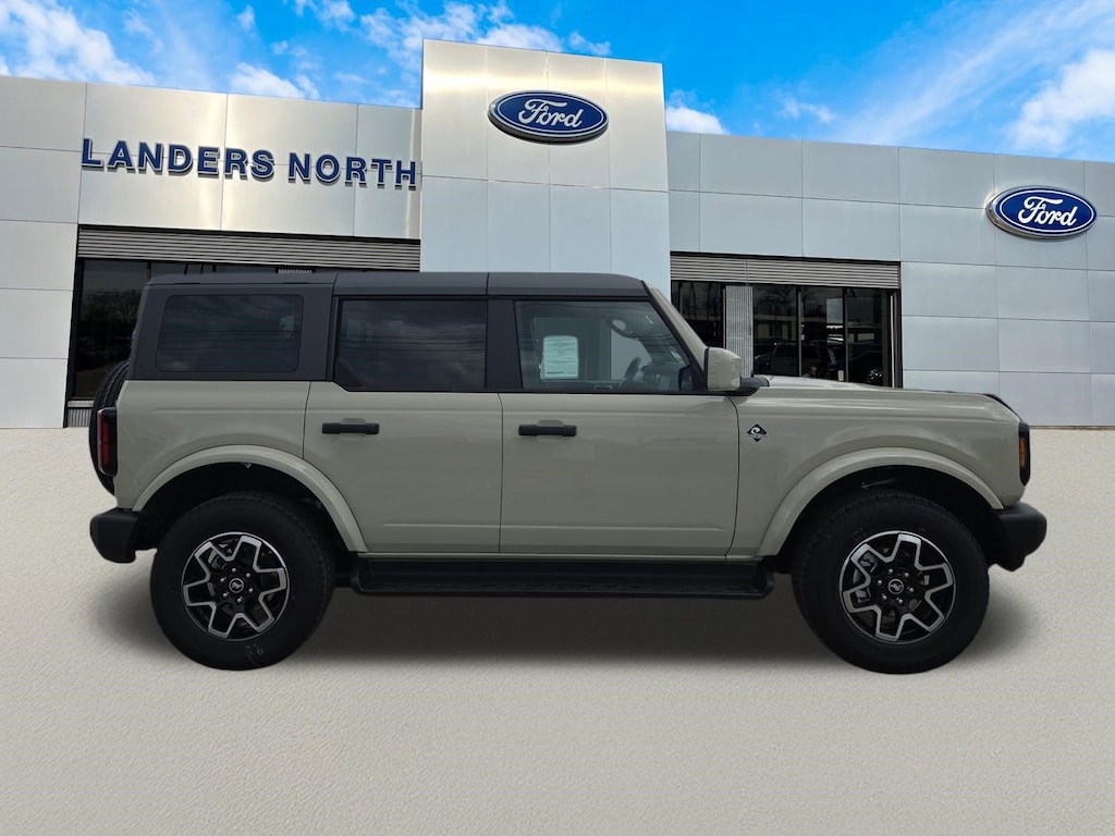 New 2026 Ford Bronco Outer Banks® SUV