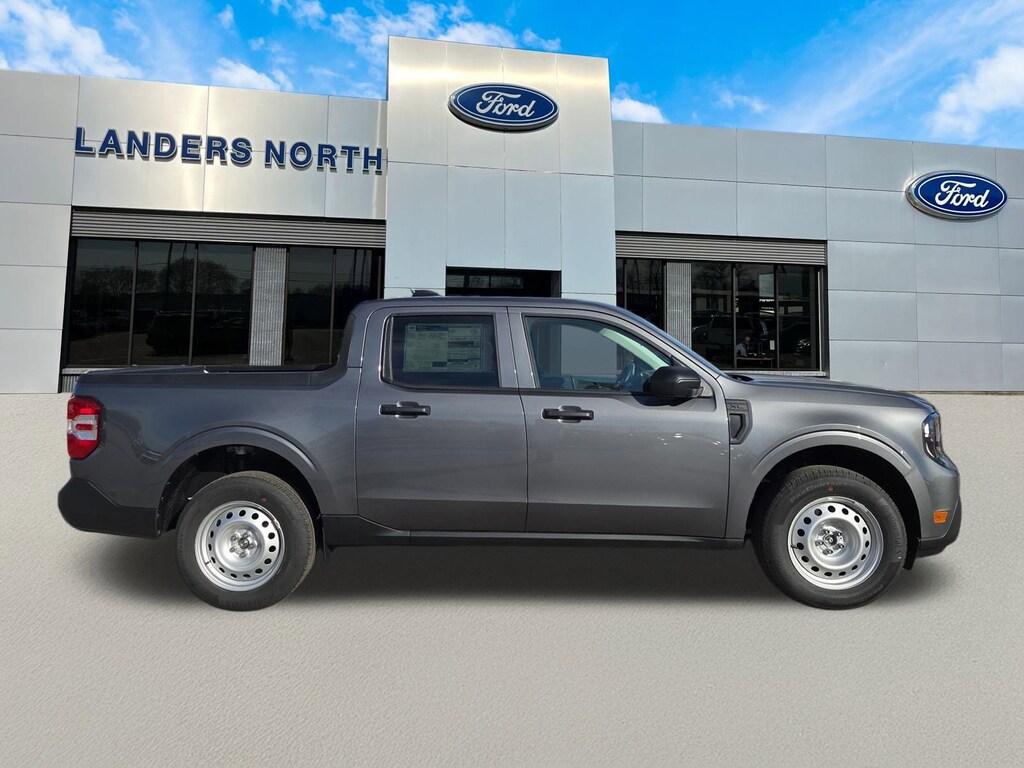New 2025 Ford Maverick XL Truck SuperCrew