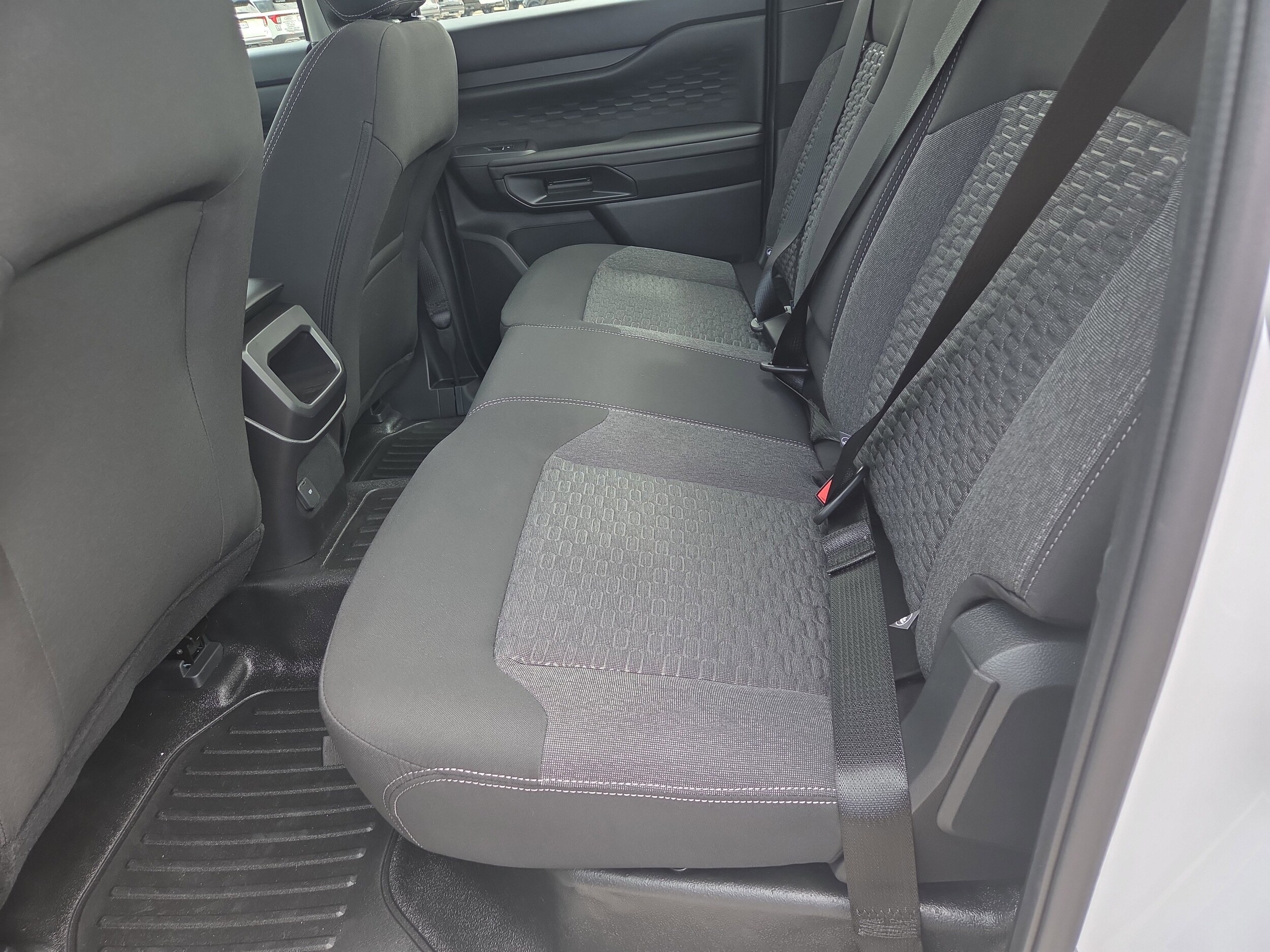2025 Ford Ranger XL photo 3