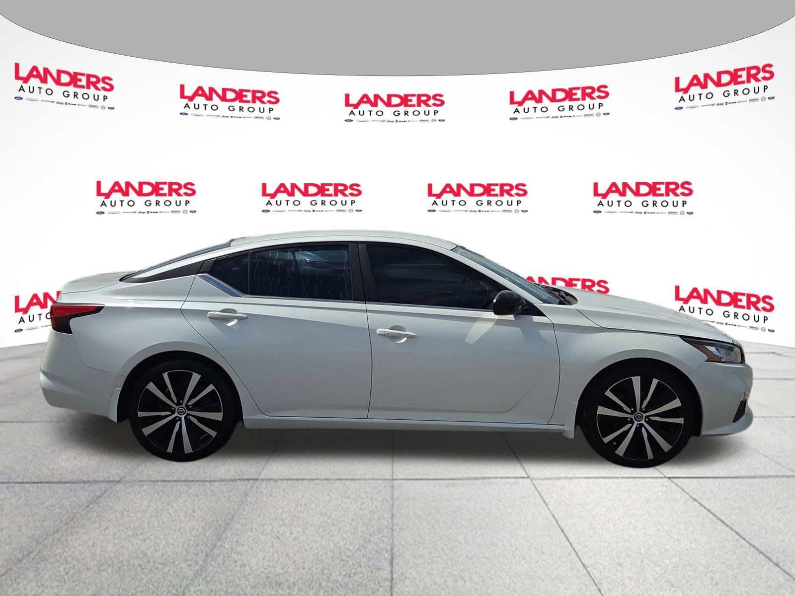 Used 2020 Nissan Altima SR with VIN 1N4BL4CV0LC149676 for sale in Covington, TN