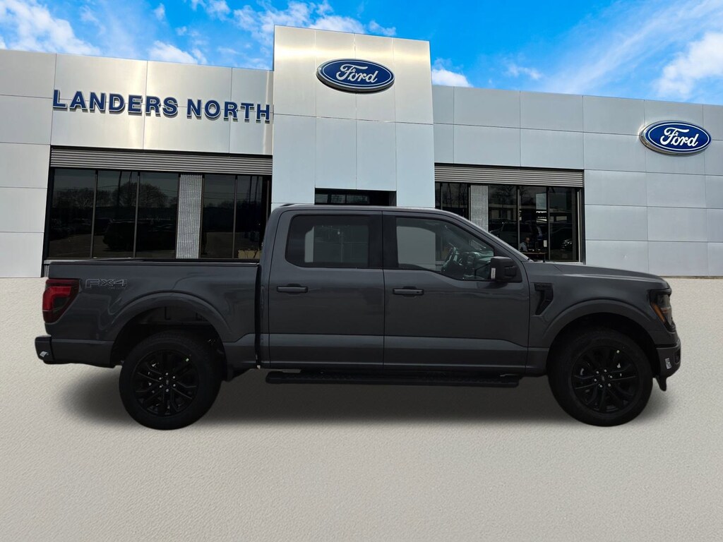 New 2025 Ford F-150 XLT Truck SuperCrew Cab