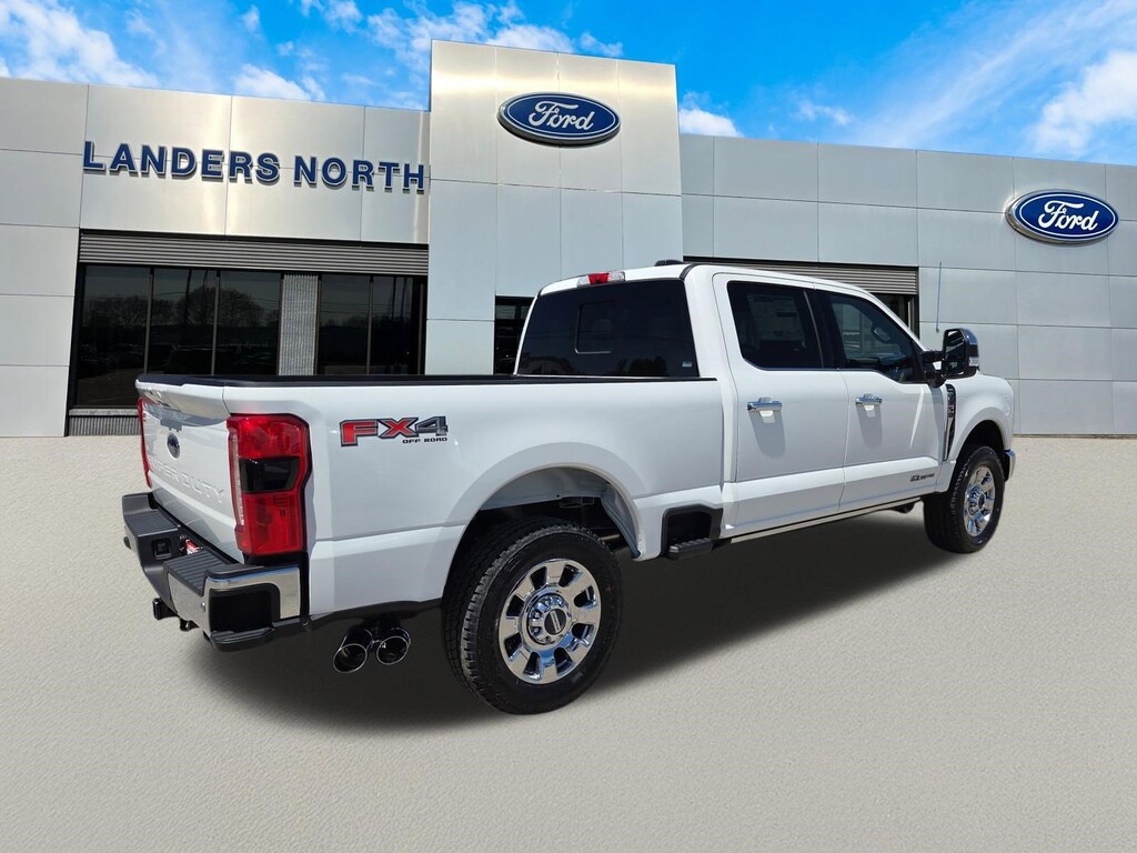 New 2026 Ford Super Duty F-250® Lariat® Truck Crew Cab