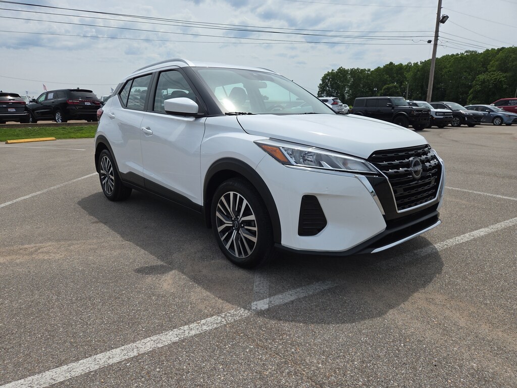 Used 2023 Nissan Kicks SV SUV