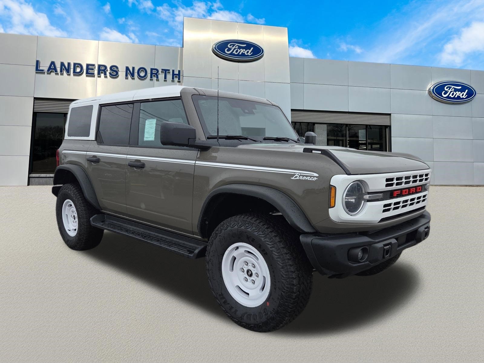 2026 Ford Bronco Heritage Edition 4x4's photo