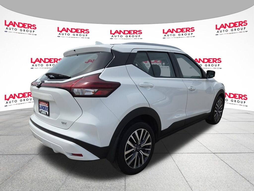 Used 2023 Nissan Kicks SV SUV