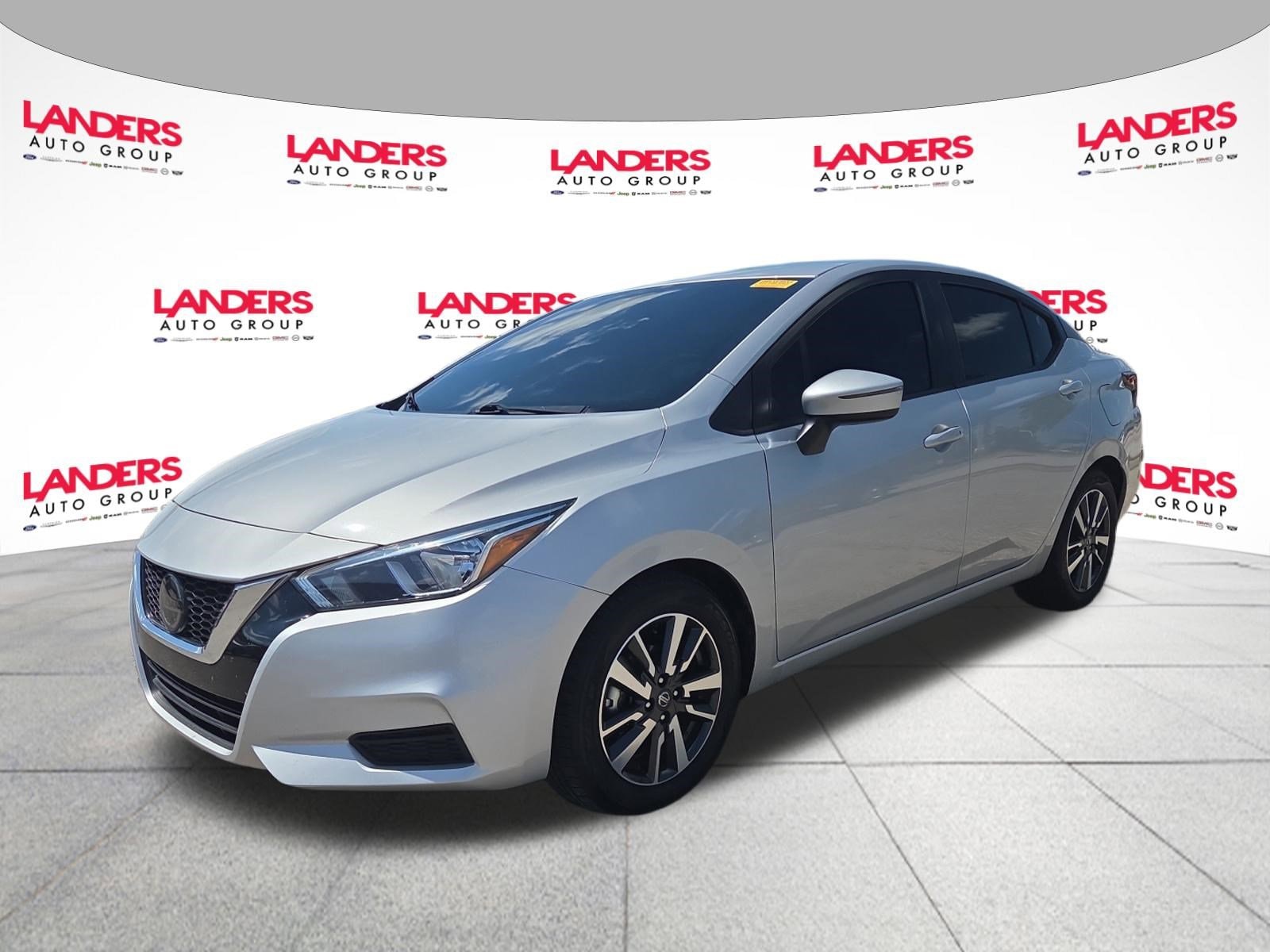 2021 Nissan Versa Sedan SV - Photo 7