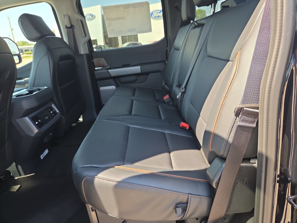 New 2026 Ford Super Duty F-350® Lariat® Truck Crew Cab
