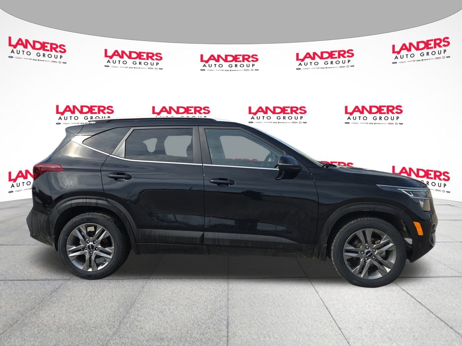 Used 2022 Kia Seltos S with VIN KNDEU2AA7N7306916 for sale in Covington, TN