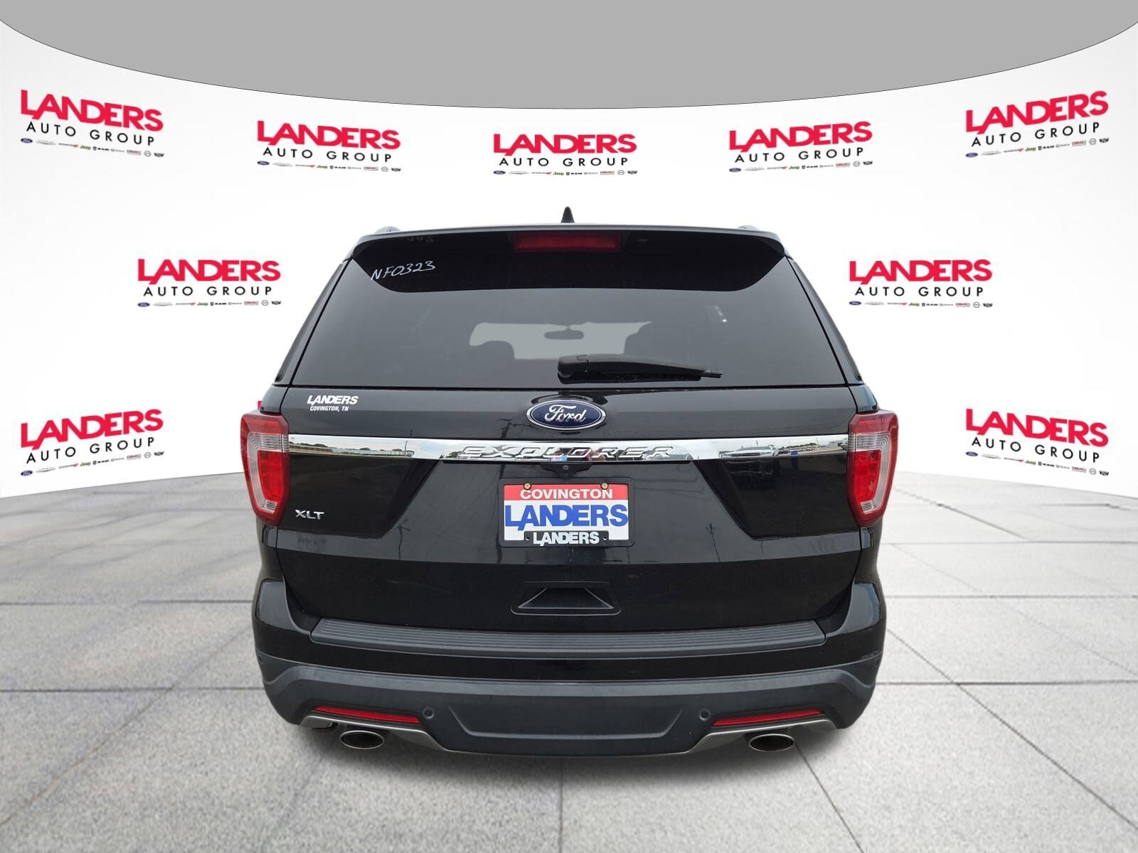 2018 Ford Explorer XLT photo 3