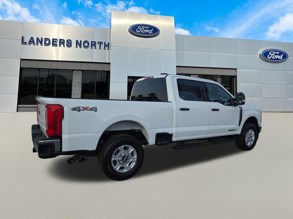 New 2026 Ford Super Duty F-250® XLT Truck Crew Cab