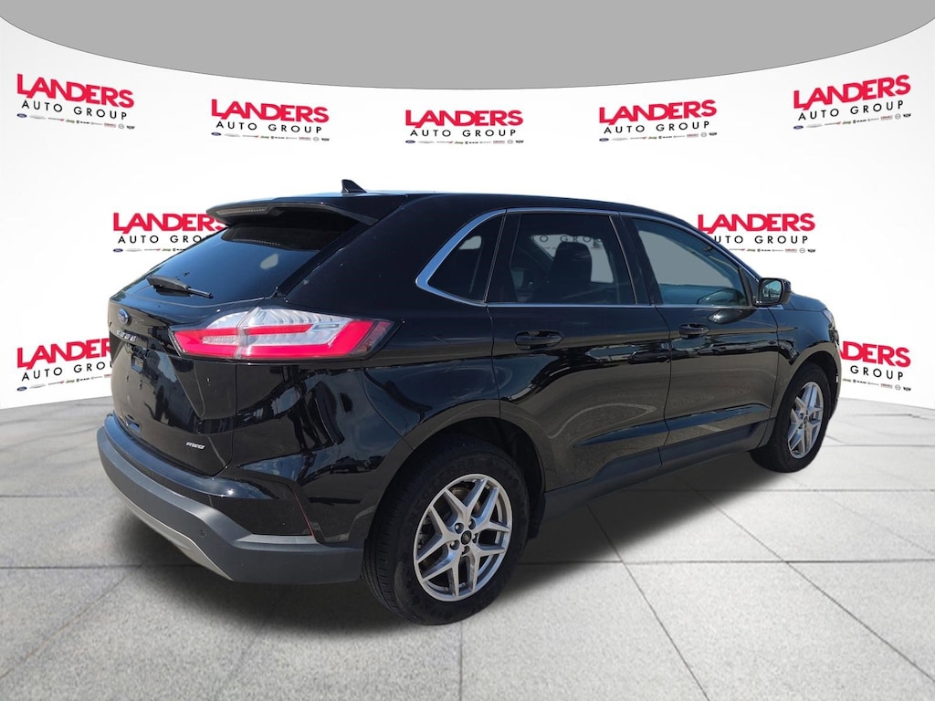 Used 2024 Ford Edge SEL SUV