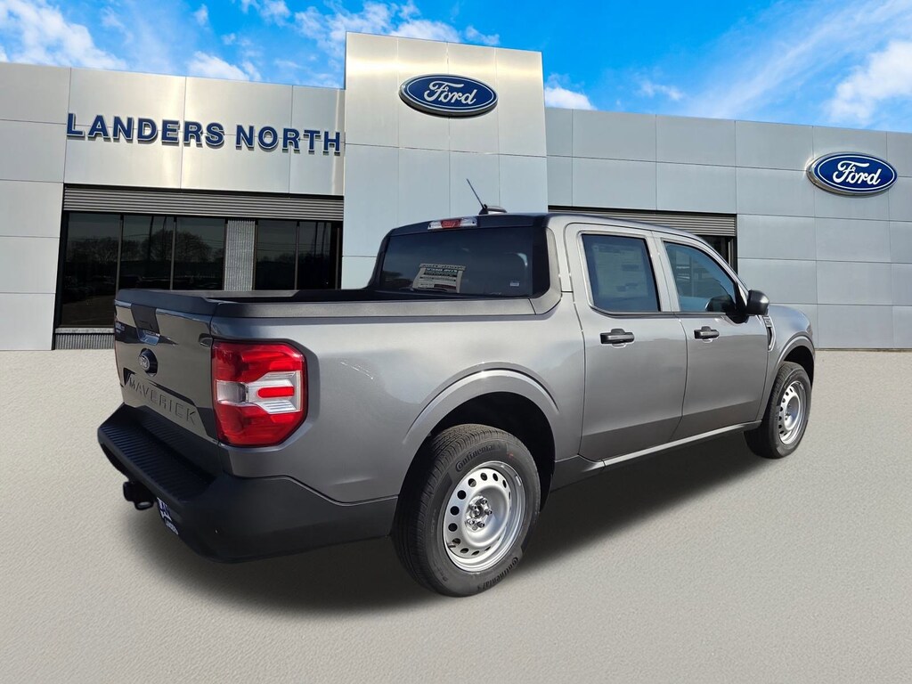 New 2025 Ford Maverick XL Truck SuperCrew