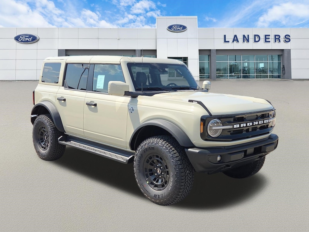 New 2026 Ford Bronco Outer Banks SUV