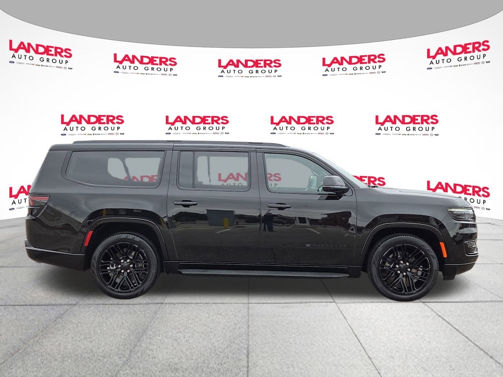 Used 2024 Jeep Wagoneer L Series II Carbide SUV
