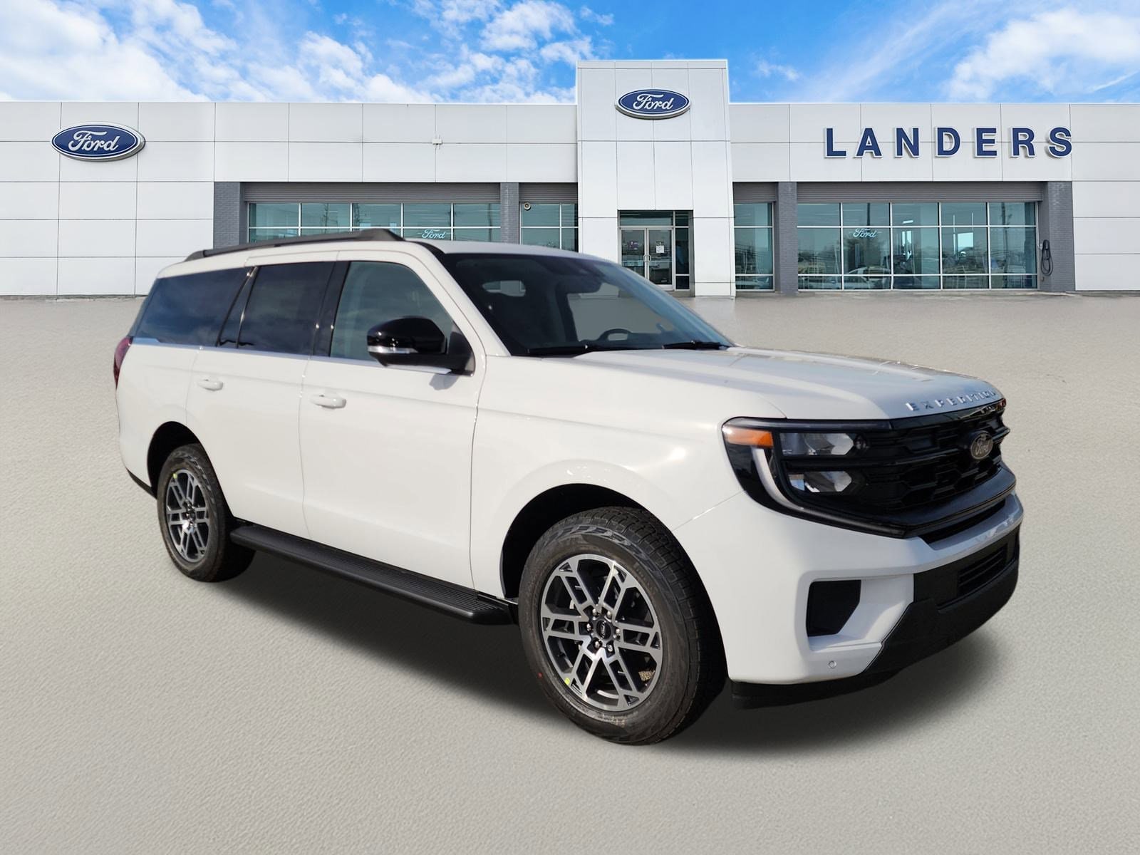 2025 Ford Expedition Active's photo