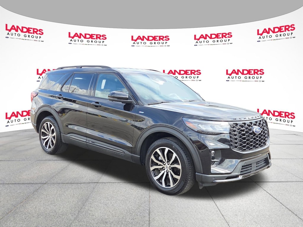 Used 2025 Ford Explorer ST-Line SUV