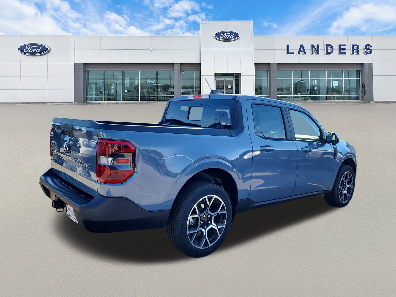 2025 Ford Maverick Lariat photo 2