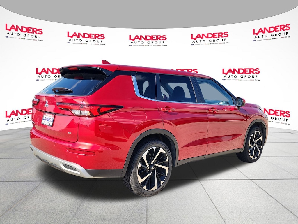 Used 2024 Mitsubishi Outlander SE SUV