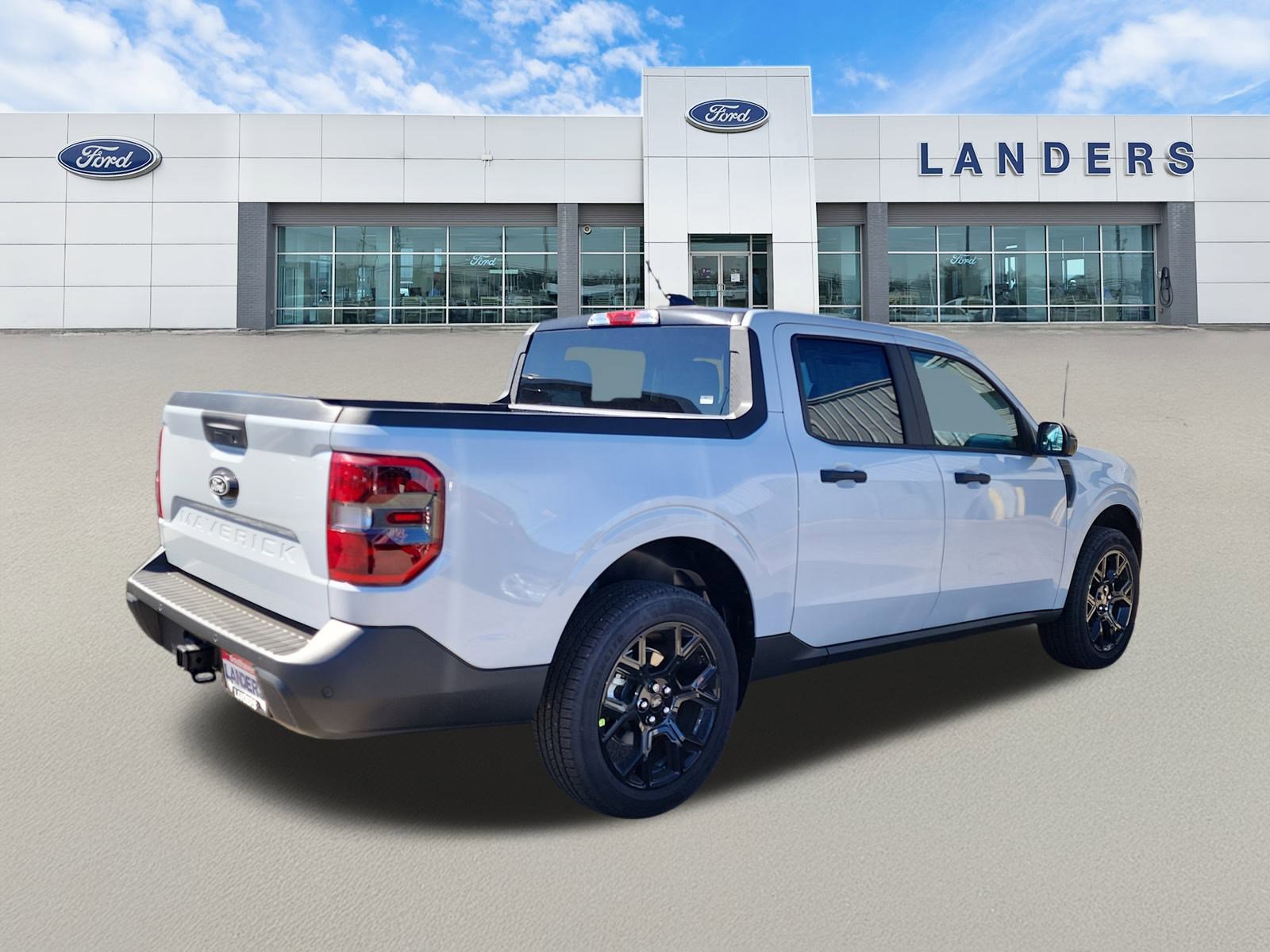 2025 Ford Maverick XLT photo 3