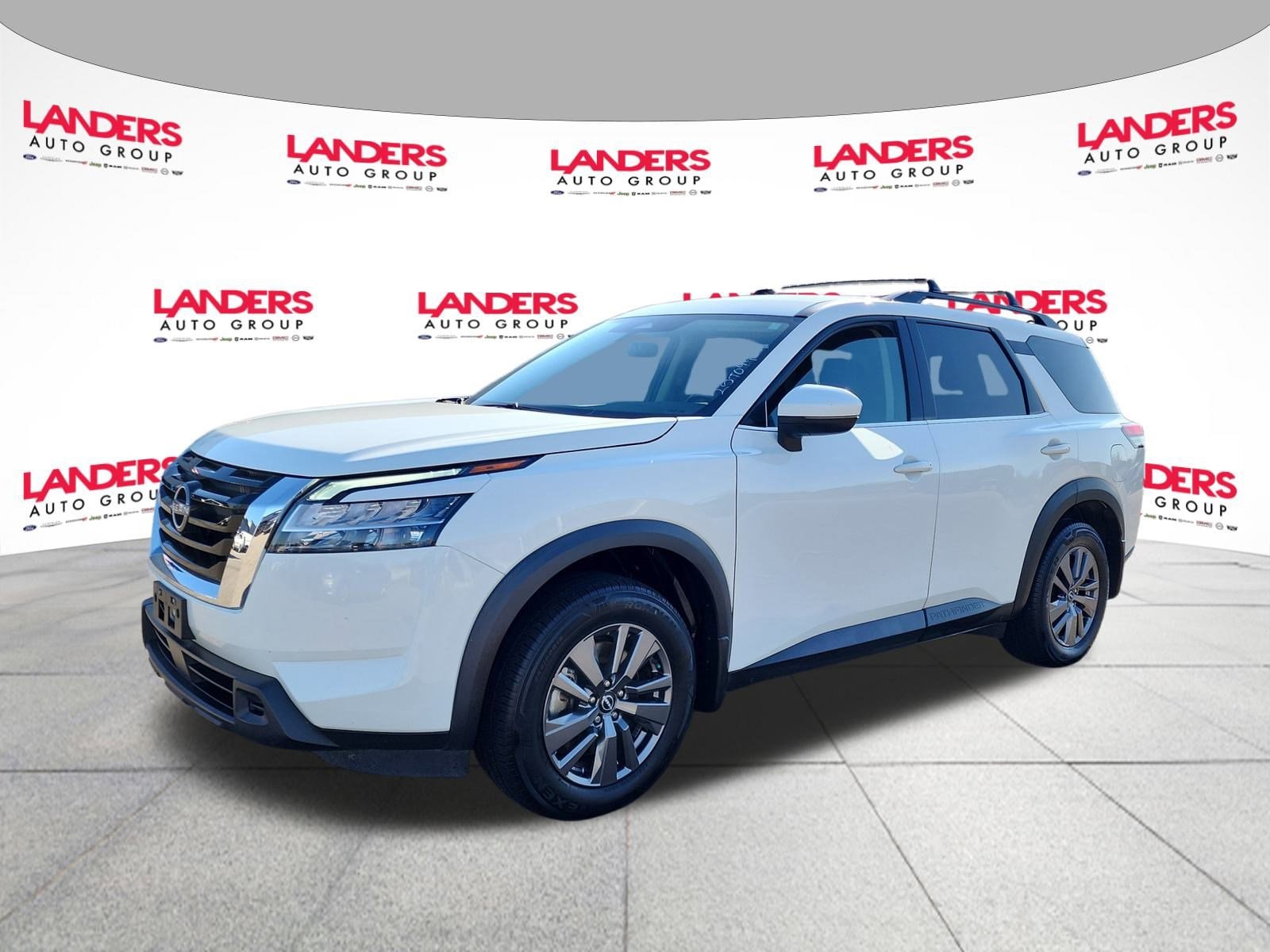 Image of 2022 Nissan Pathfinder SV SUV