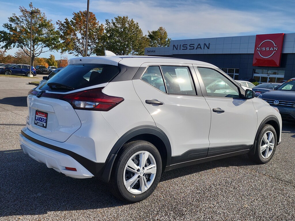 Certified 2025 Nissan Kicks Play S SUV