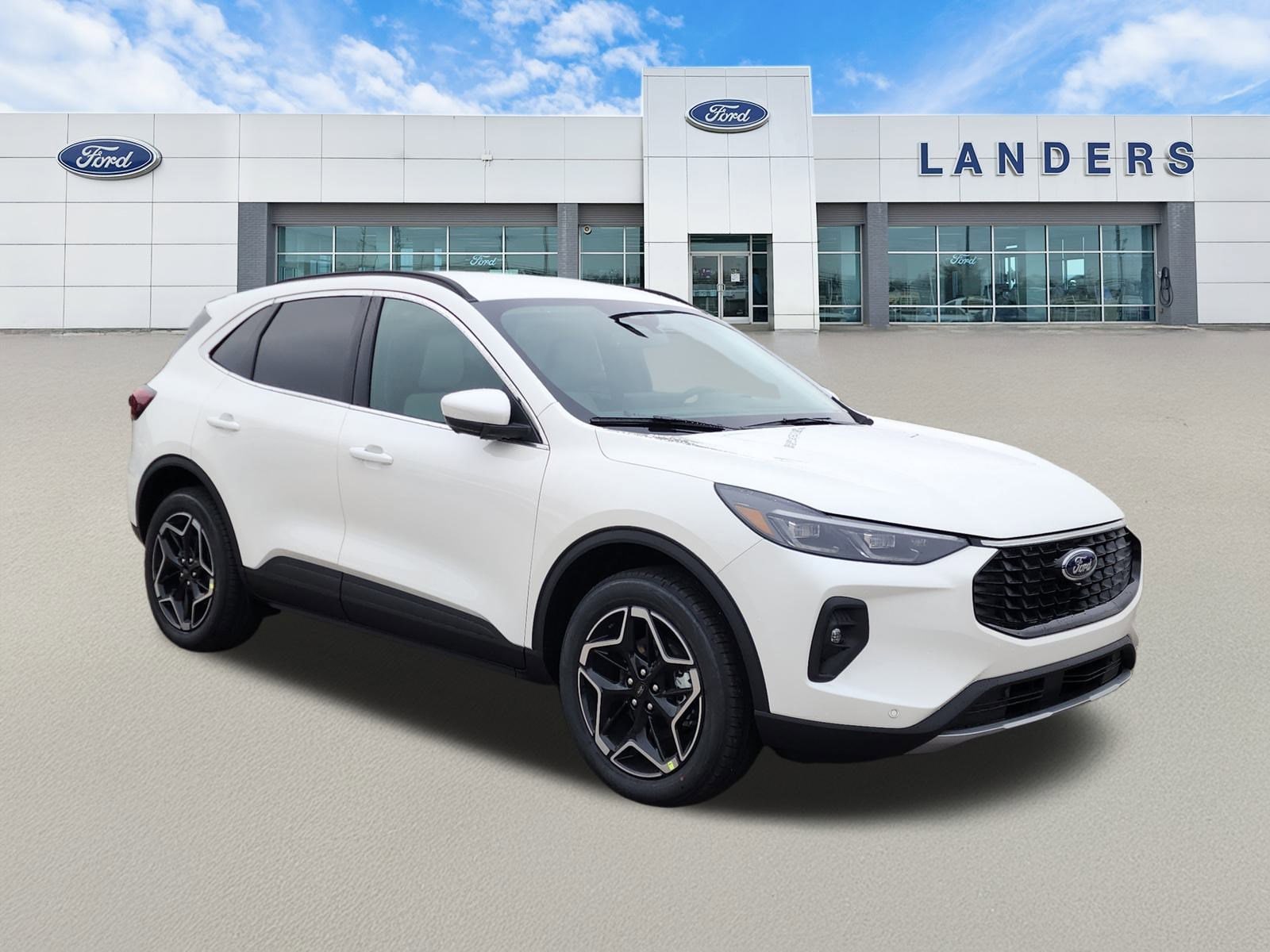 2026 Ford Escape Platinum's photo