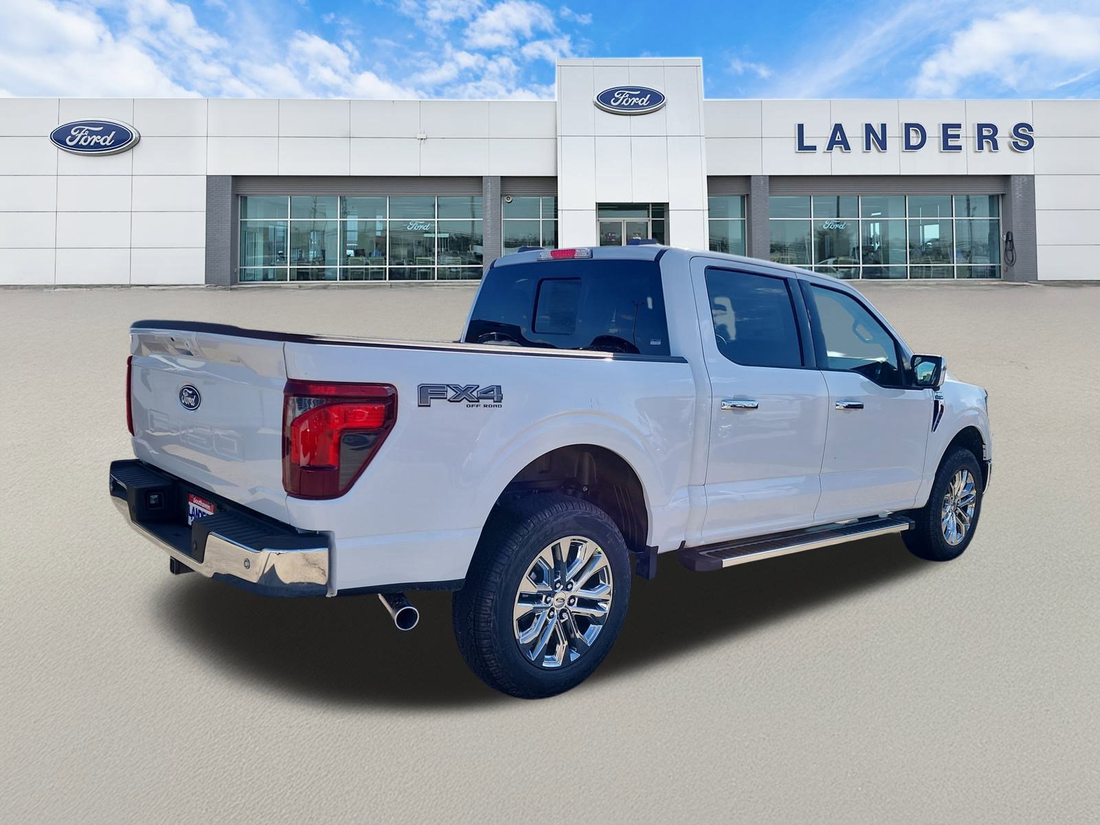2025 Ford F-150 XLT photo 3