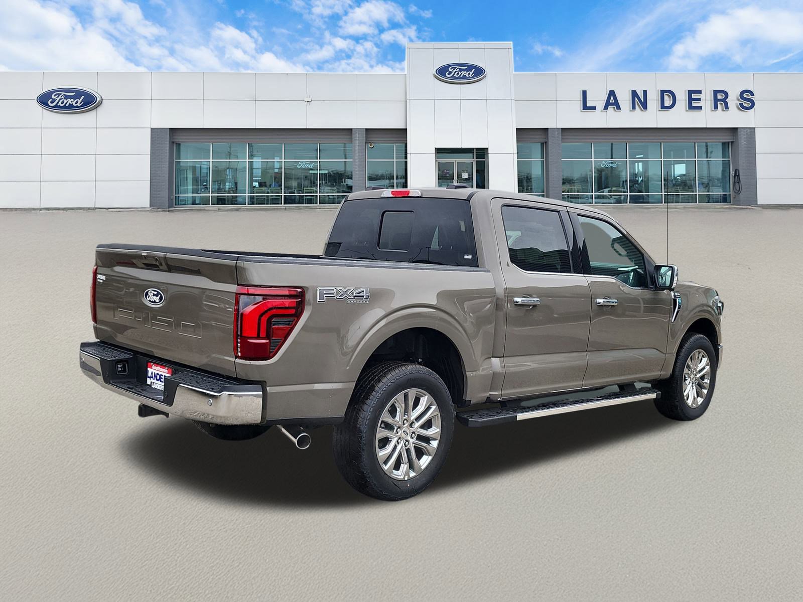2025 Ford F-150 Lariat photo 3