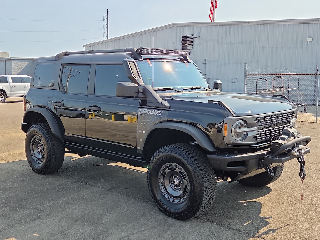 Certified 2024 Ford Bronco Everglades SUV