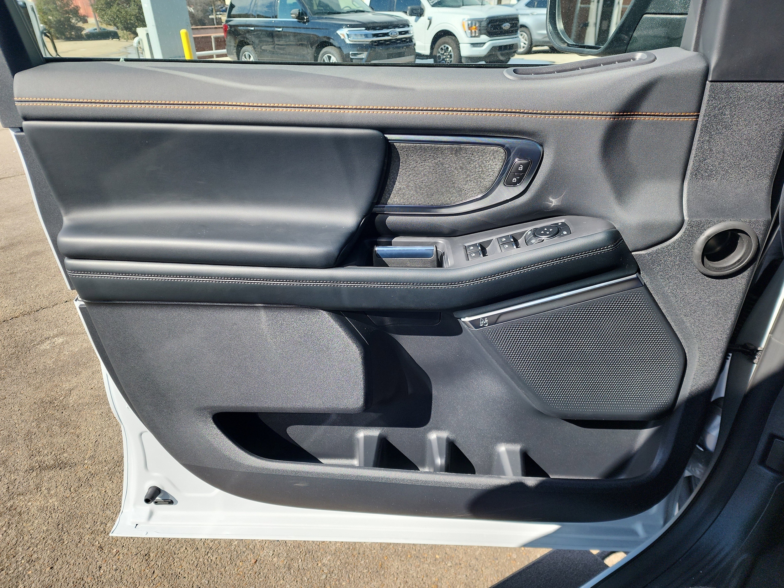 2026 Ford Expedition Tremor - Photo 11