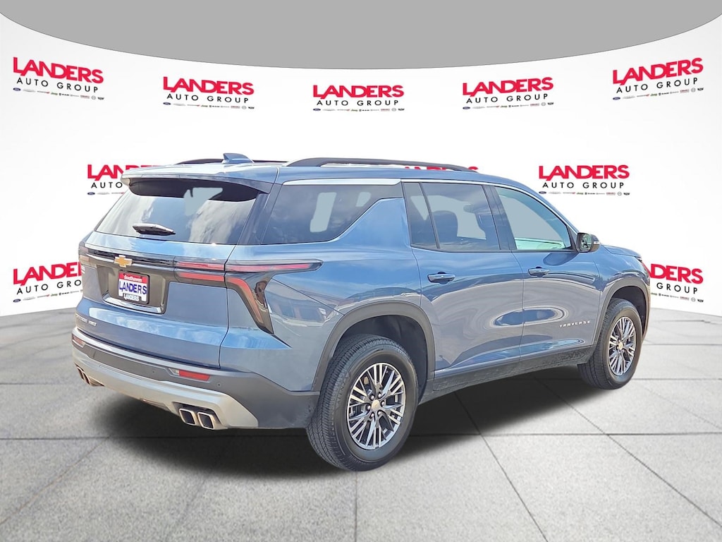 Certified 2025 Chevrolet Traverse AWD LT SUV