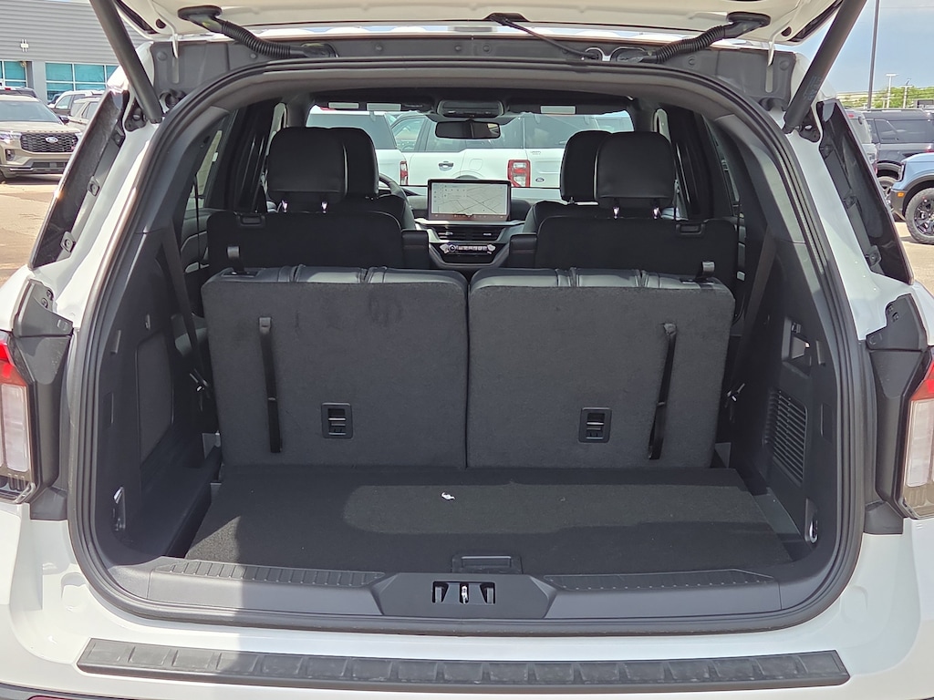 New 2026 Ford Explorer ST-Line SUV