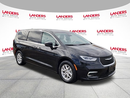 2024 Chrysler Pacifica Touring L Van Passenger Van