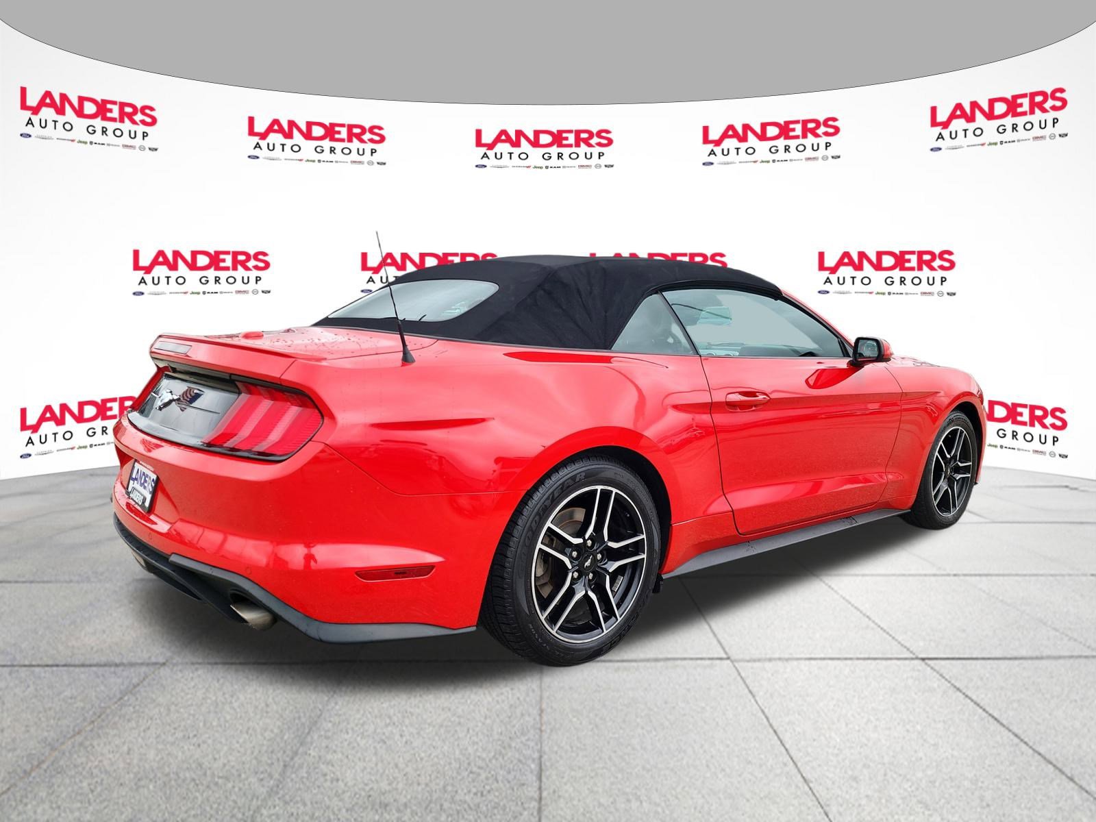 2023 Ford Mustang EcoBoost Convertible photo 3