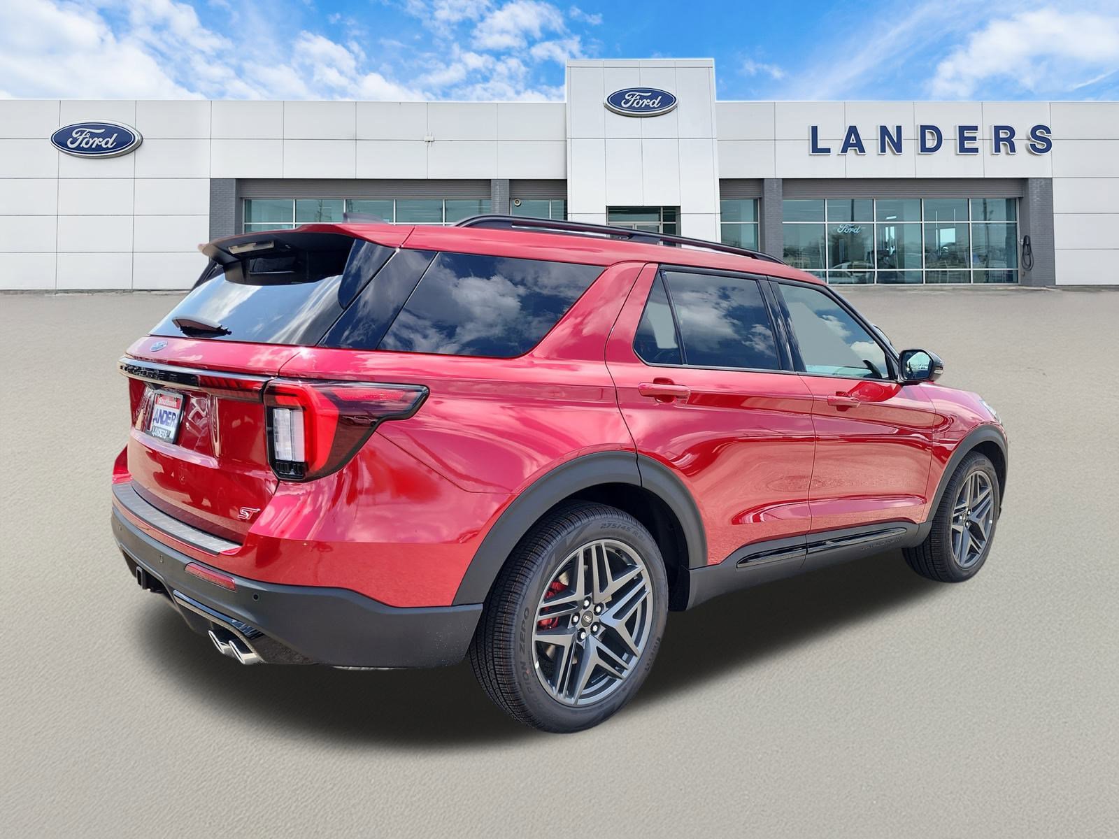 2025 Ford Explorer ST photo 3
