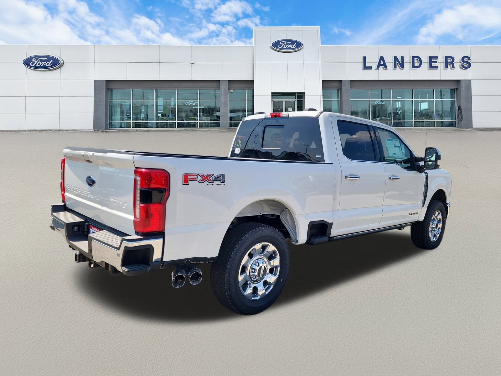2025 Ford F-250 Lariat photo 3
