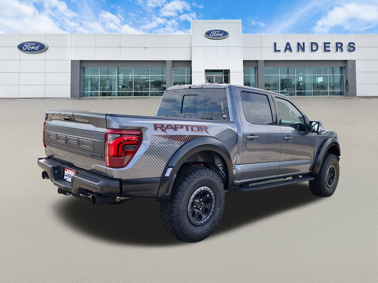 2025 Ford F-150 Raptor photo 3